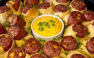 Jalapeño Cheddar Pigs in a Blanket